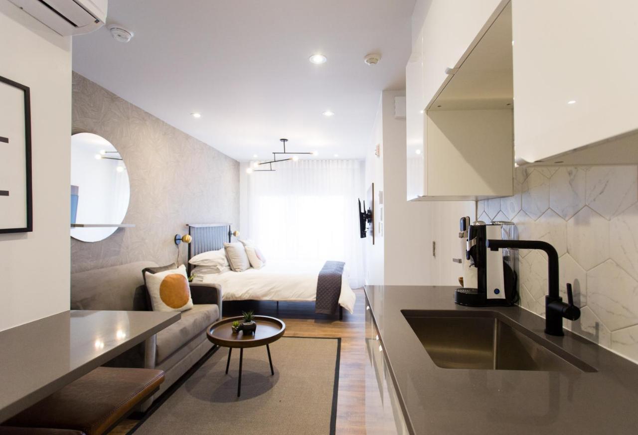 Romantic Studio In The Heart Of Little Italy By Den Stays Montréal Exterior foto